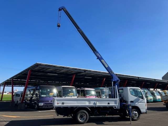 Mitsubishi Fuso Canter 9