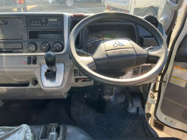 Mitsubishi Fuso Canter 10