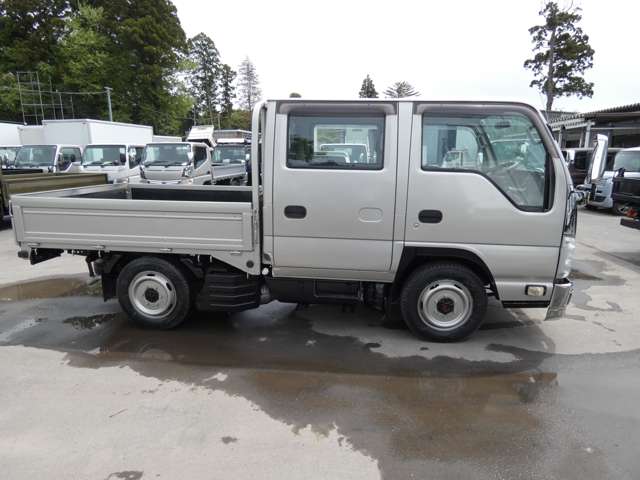 Isuzu Elf 3