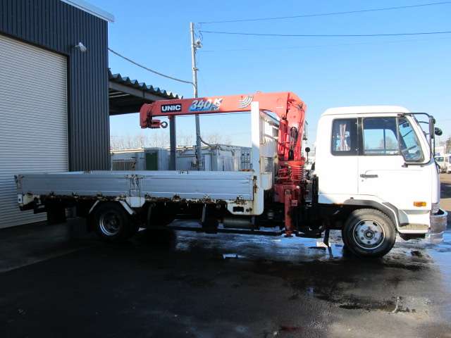 UD Trucks Condor 4