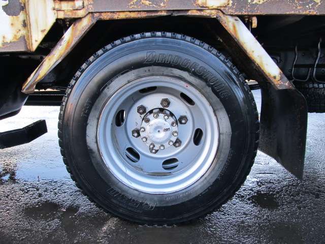 UD Trucks Condor 8