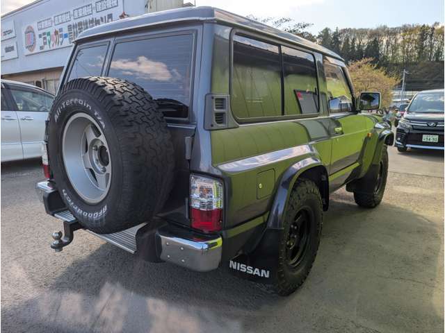 Nissan Safari 7