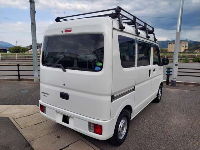 Mitsubishi Minicab Van 10