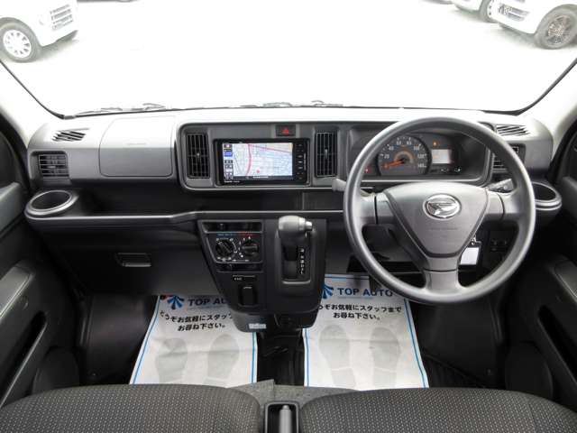 Daihatsu Hijet Deck Van 3