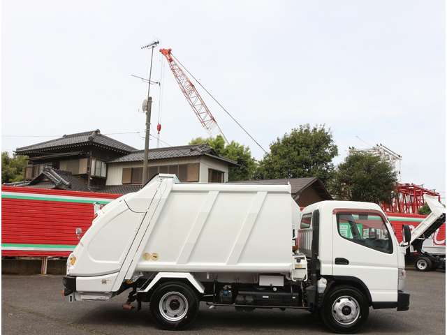 Mitsubishi Fuso Canter 8