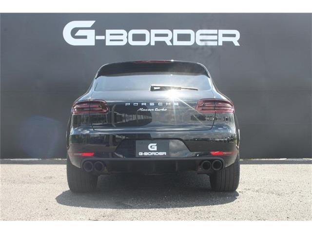 Porsche Macan 12