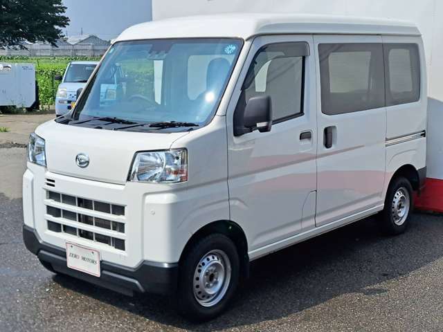 Daihatsu Hijet Cargo 7