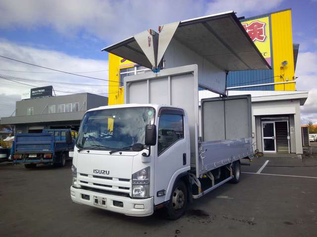 Isuzu Elf 3