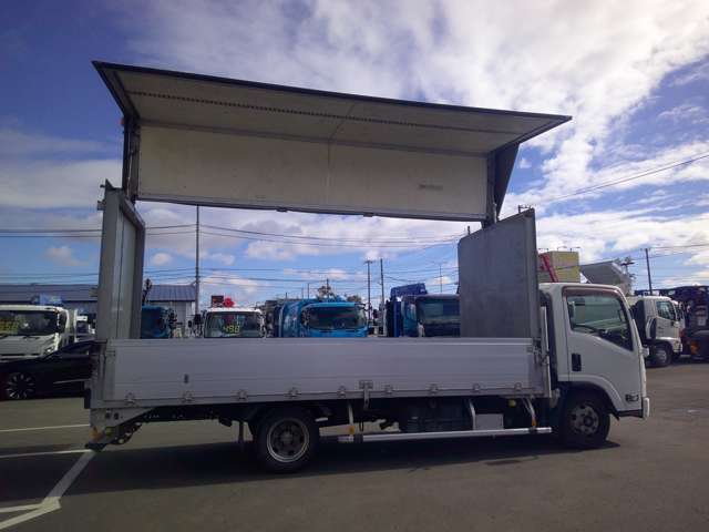 Isuzu Elf 8