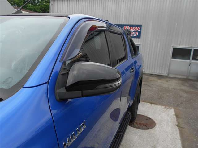 Toyota Hilux 11