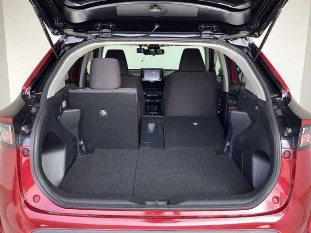 Toyota Yaris Cross 8