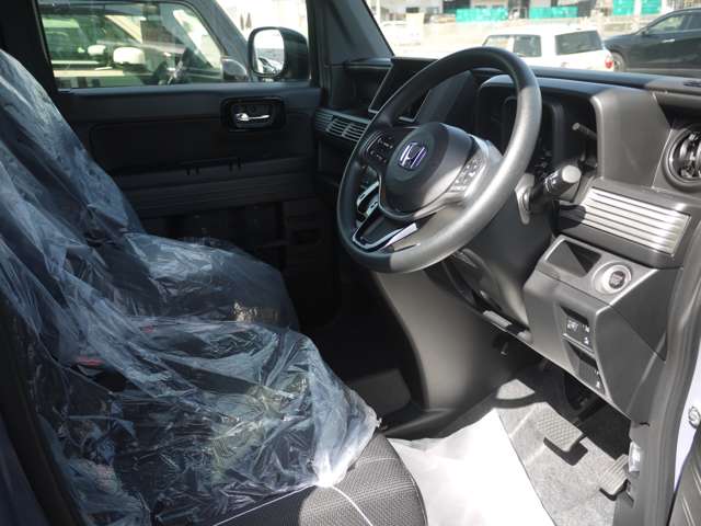 Honda N-VAN 12