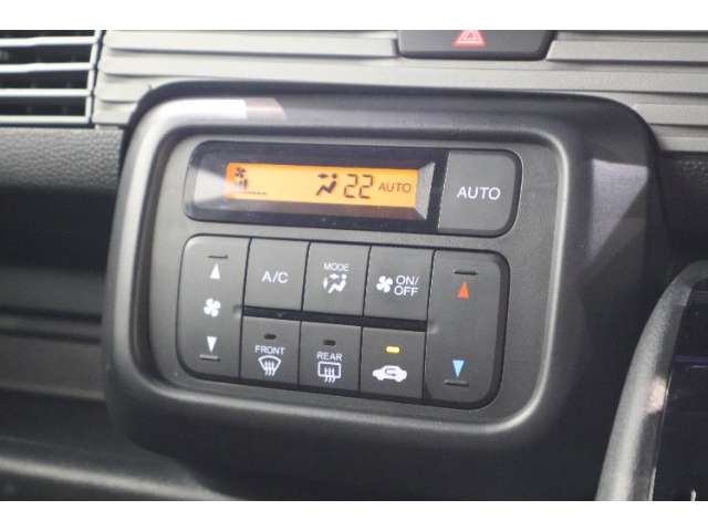 Honda N-VAN 11