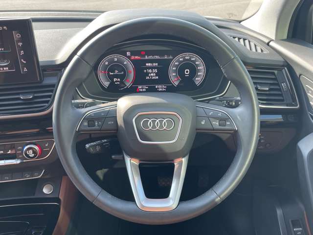Audi Q5 5