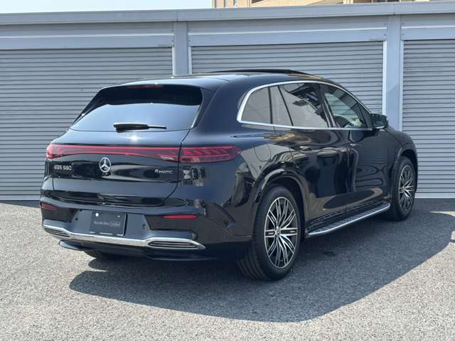 Mercedes-Benz EQS SUV 9