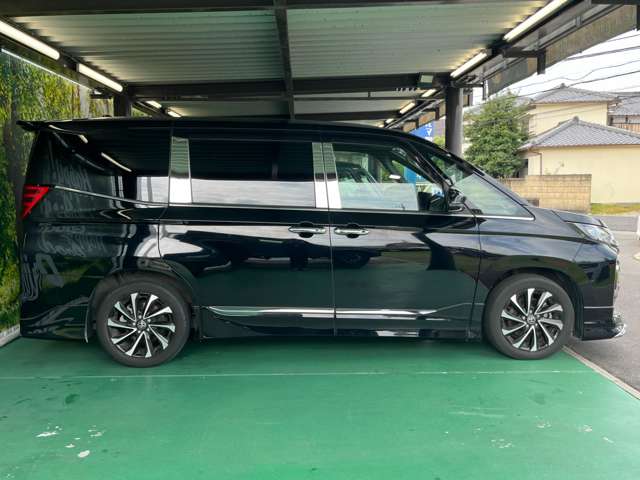 Toyota Noah 6