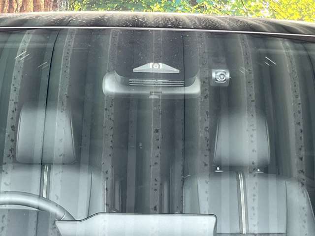 Toyota Noah 8