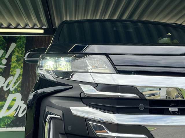 Toyota Noah 10