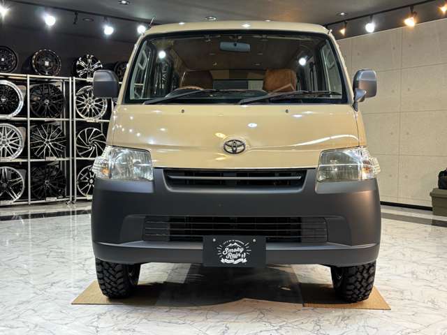 Toyota Town Ace Van 2