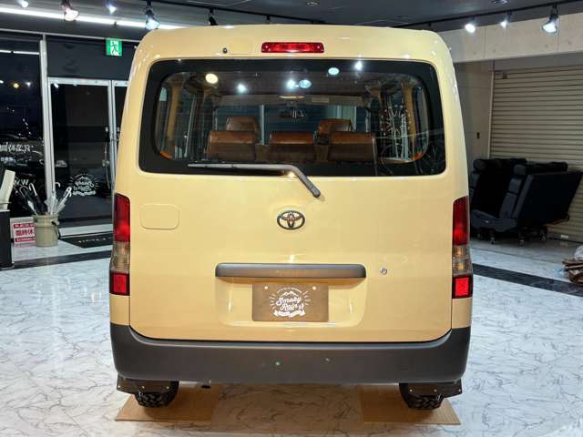 Toyota Town Ace Van 6