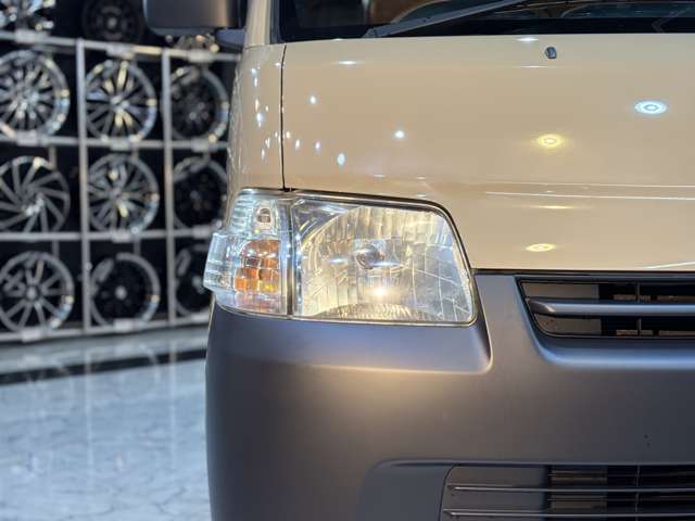 Toyota Town Ace Van 10