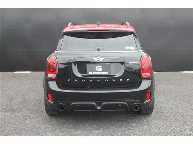 MINI Crossover 11