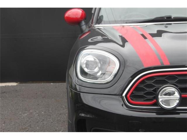 MINI Crossover 9