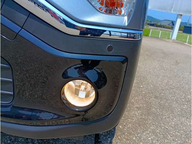 Mitsubishi eK X 12