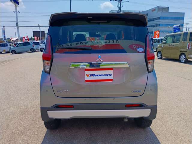 Mitsubishi eK X 7