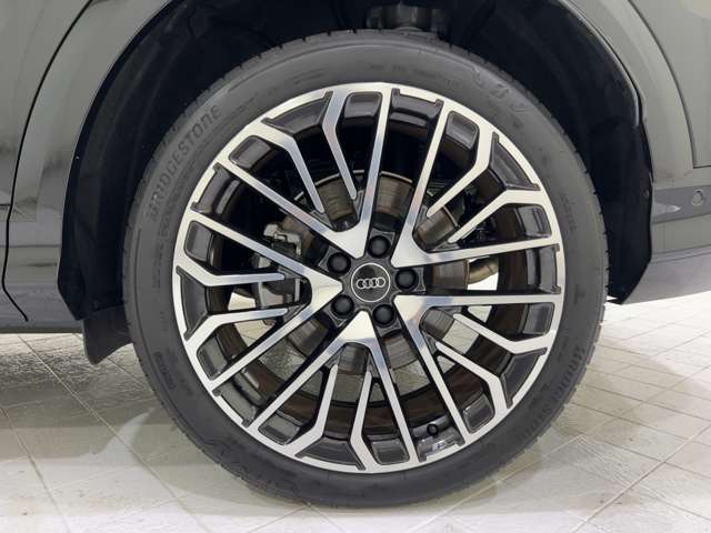 Audi Q5 Sportback 11