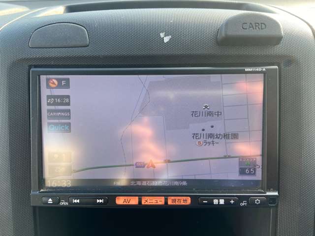 Nissan AD 5