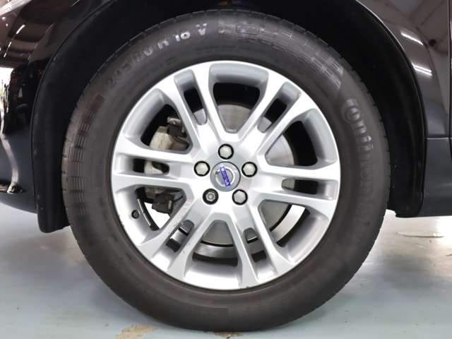 Volvo XC60 9