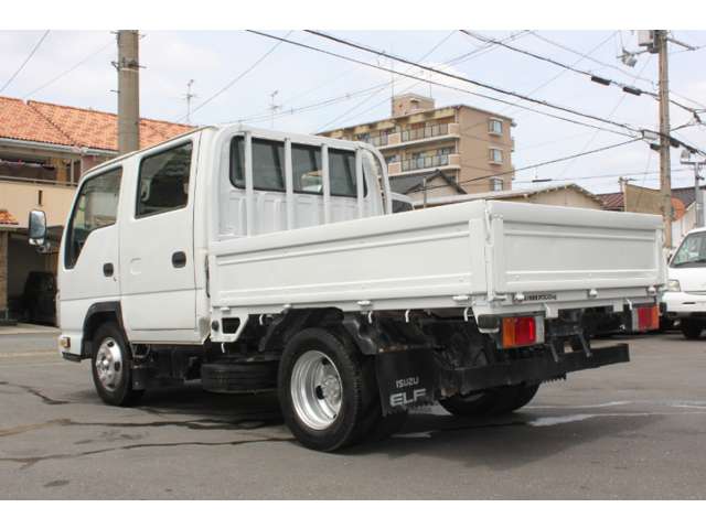 Isuzu Elf 4