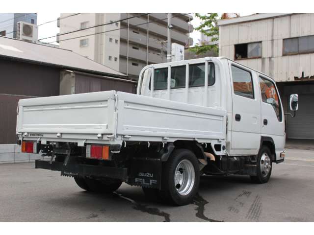 Isuzu Elf 6