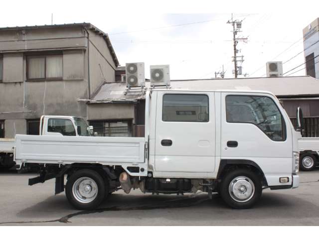 Isuzu Elf 7