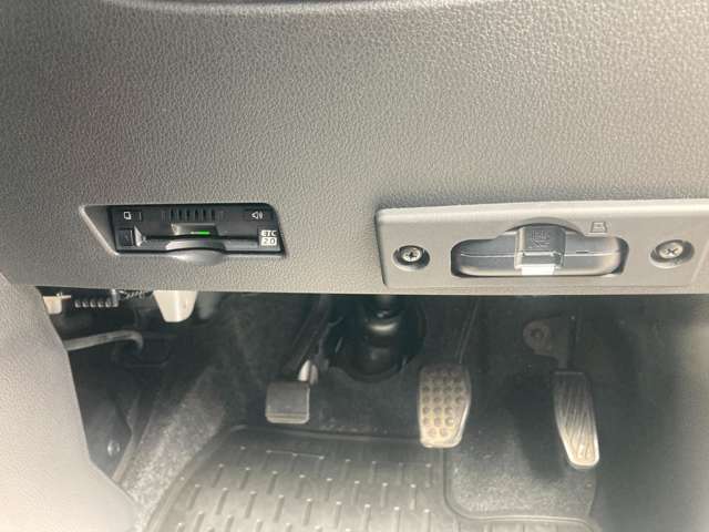 Daihatsu Atrai 4