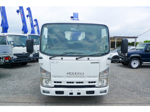 Isuzu Elf 3
