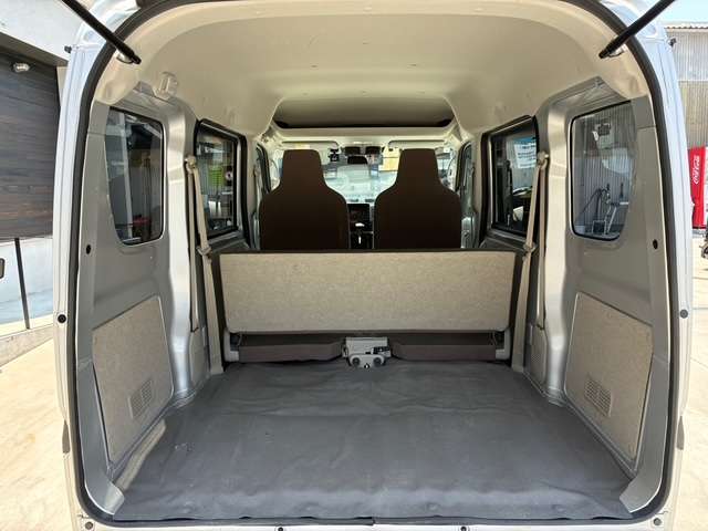 Nissan NV100 Clipper 11