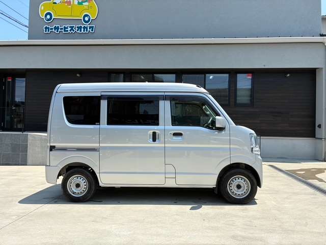 Nissan NV100 Clipper 6
