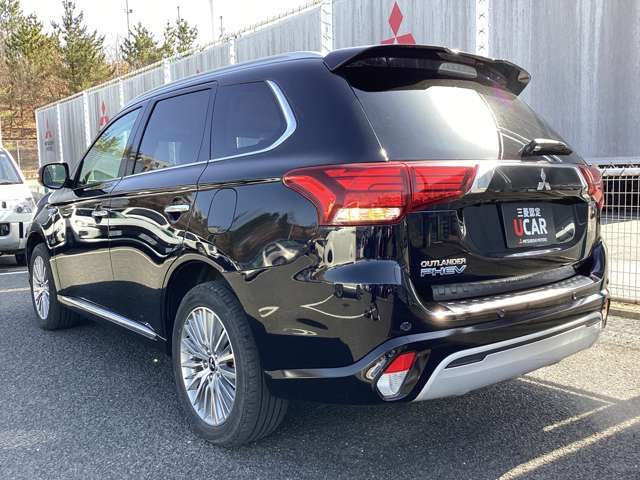 Mitsubishi Outlander PHEV 11
