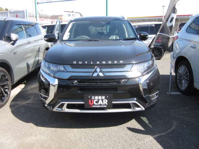 Mitsubishi Outlander PHEV 5