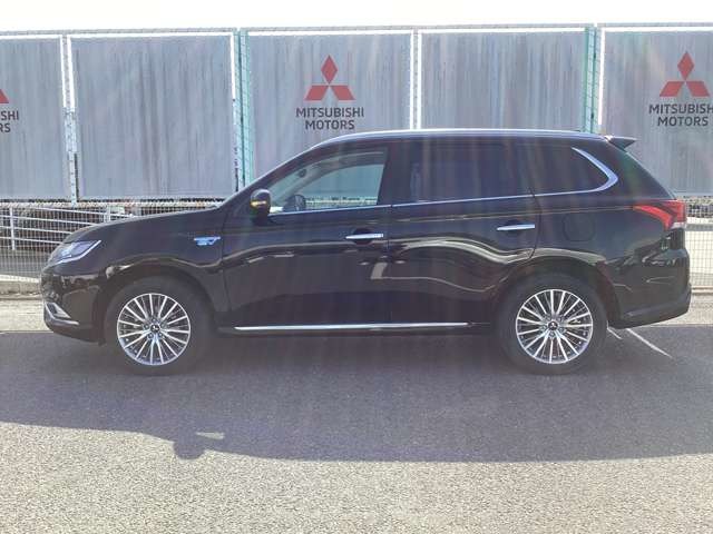 Mitsubishi Outlander PHEV 9