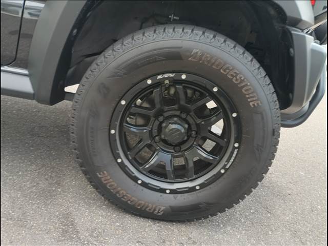 Suzuki Jimny Sierra 9