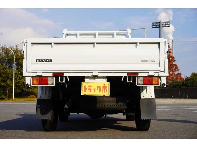 Mazda Bongo Truck 8