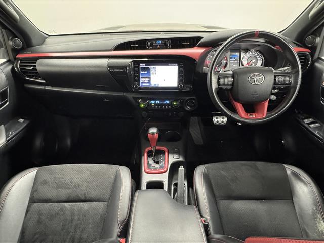 Toyota Hilux 4