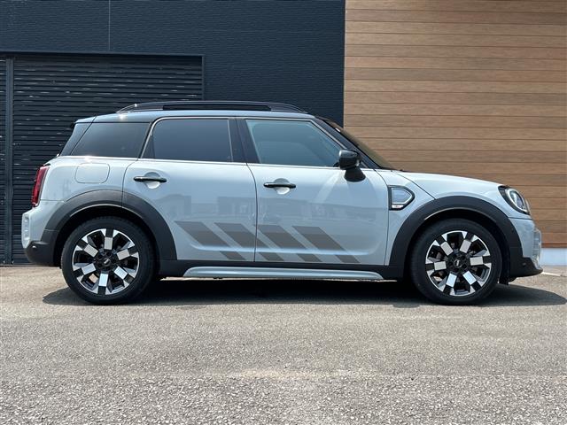 MINI Crossover 10