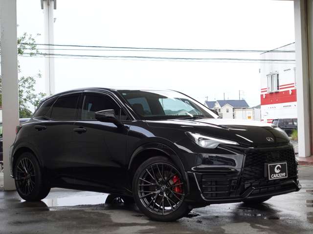 Lexus LBX 9
