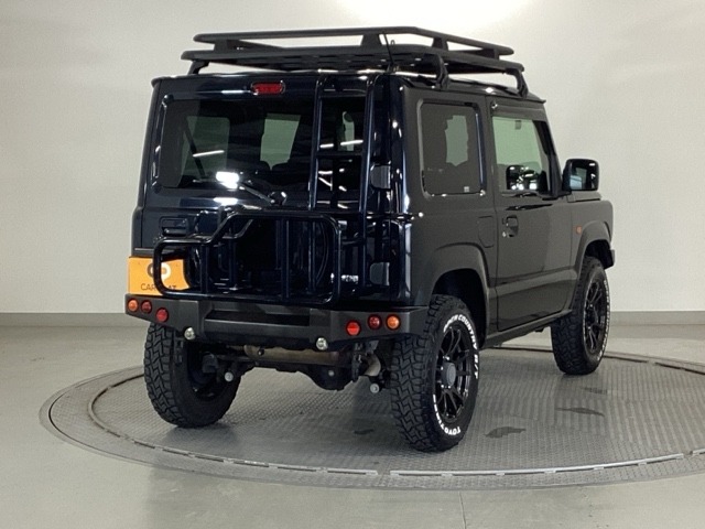 Suzuki Jimny 6