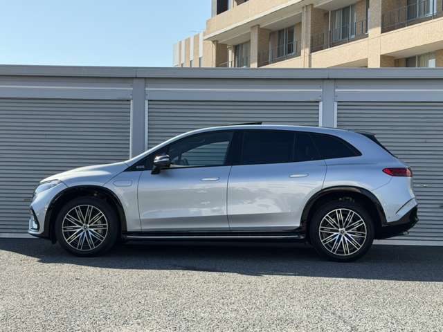 Mercedes-Benz EQS SUV 6