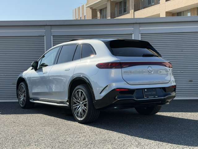 Mercedes-Benz EQS SUV 7